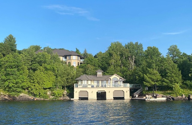 Serenity Central North on beautiful Lake Muskoka.