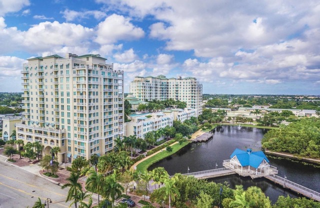 Serenity Ocean Luxury Condo