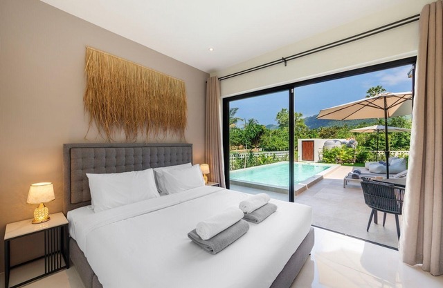 Sereniwood 1 - 3BR Villa with Private Pool