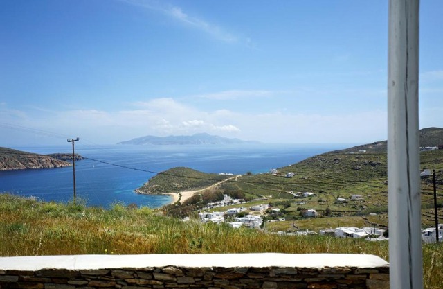 Serifos cozy home with a view