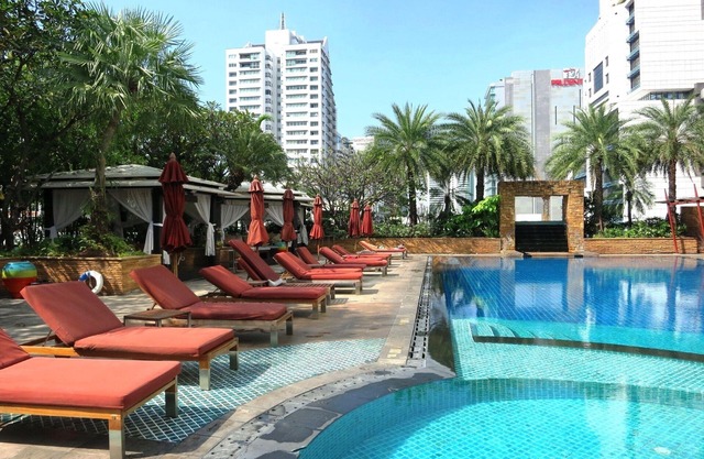 SERVICED 2 BED PANORAMIC SKYVILLA