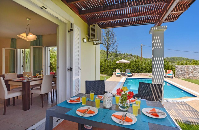 Seven Springs Apollon Villa