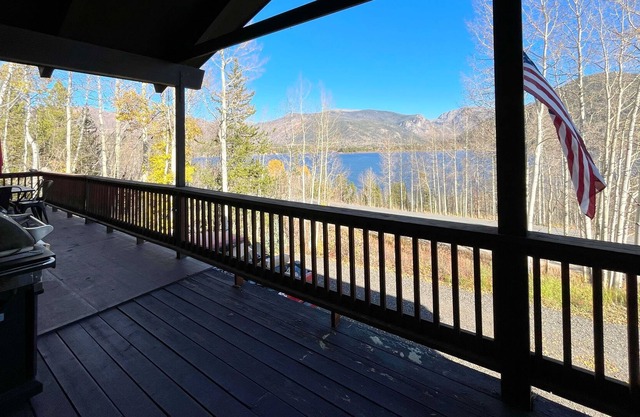 Shadow Mountain Chalet | Lake View | Hot Tub - Indoor / Outdoor