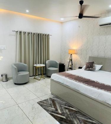 Shanta Inn