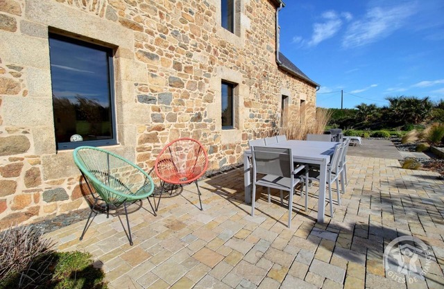 Sheltered by the pines - PLEUBIAN