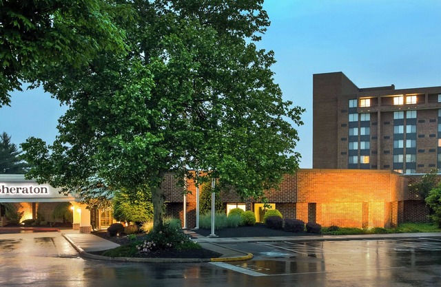 Sheraton Harrisburg Hershey Hotel