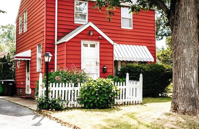 Sherbrook · Lovely 3BR | Nice neighborhood