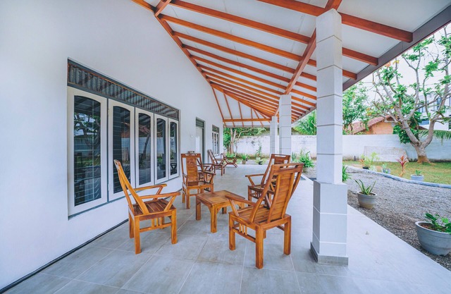 Shinestar Villa Mirissa Sri Lanka – 3 Bedroom Retreat -Walk to Beach