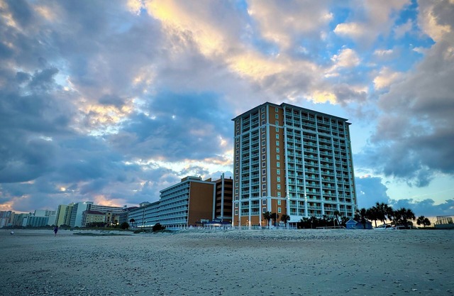 Shoreside Serenity at Westgate Resort in a Cozy 2-bedroom condo