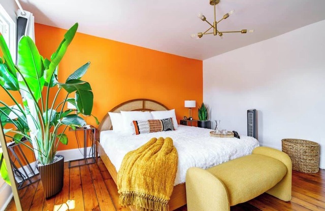 Short North - King Bed - Parking Free - Convention
