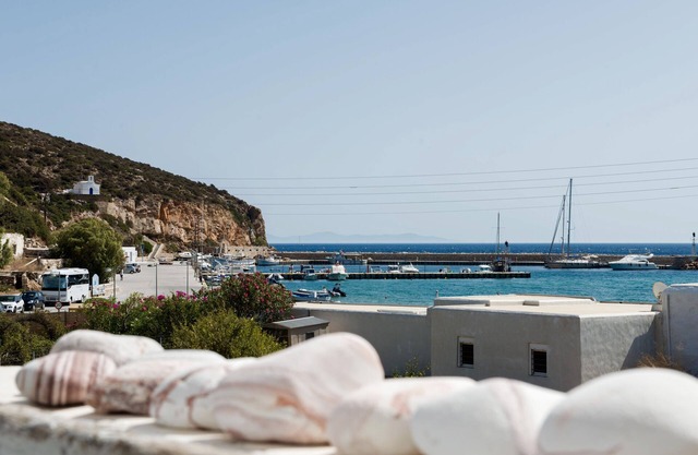 SIFNOS Beach House - Plati Yialos