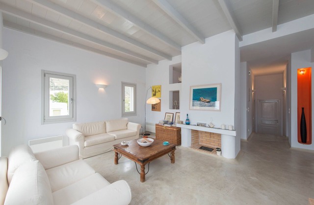 Sifnos Cycladic villa