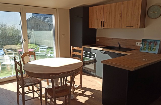 Sillon strike. Small house 5 minutes from the sea.