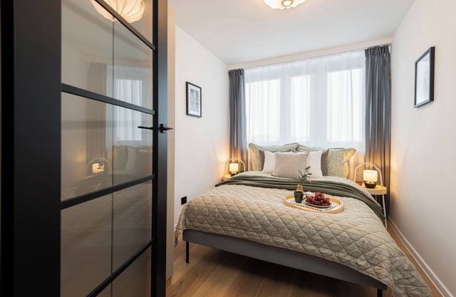 Silver - by Kairos Apartments