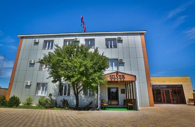 Silver Hotel