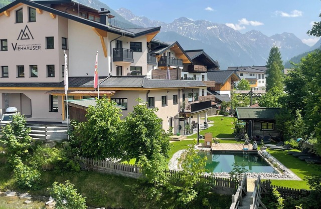 Simply more . holiday fun !