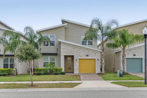 Single Family 05 Bedrooms at Champions Gate Resort