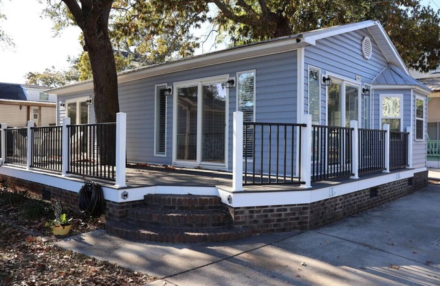 Site N05 OL 2bedroom corner lot! Newly renovated