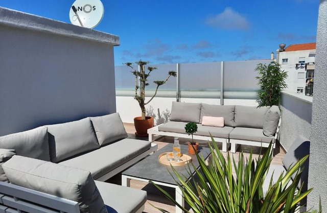 Sitius 5B - NEW seaview apartment with rooftop terrace in historical centre Sitio da Nazaré