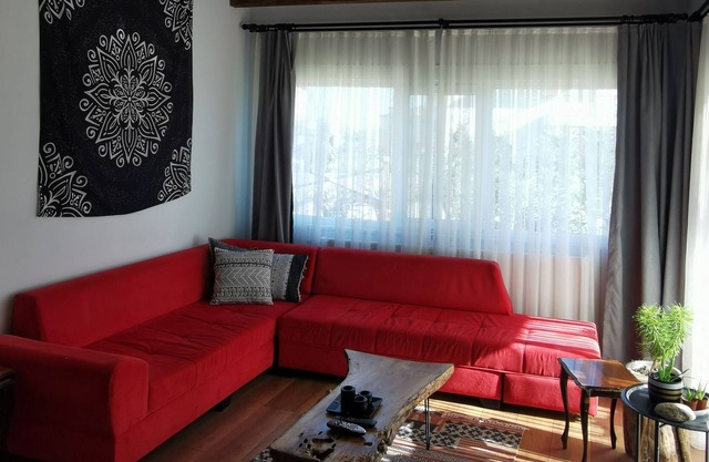 Sizi Kartepe'nin en renkli evlerine , yorucu fazlalıklardan arınmaya bekliyoruz,