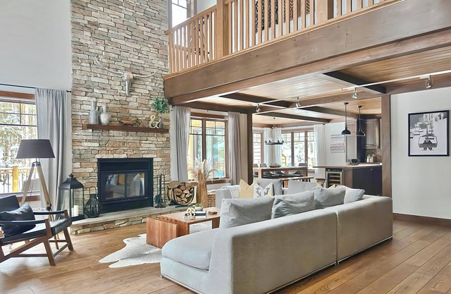 ❤️ Ski in/Ski out, Hot Tub & Pool Table - Mont-Tremblant