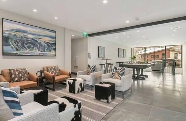 Ski In/Out Riverfront Resort. Pool & Gondola. Mountain Views