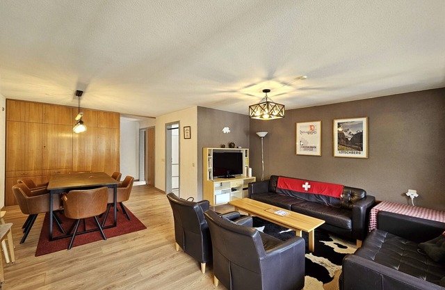 Ski-in, ski-out on the 2nd floor of house Cresta