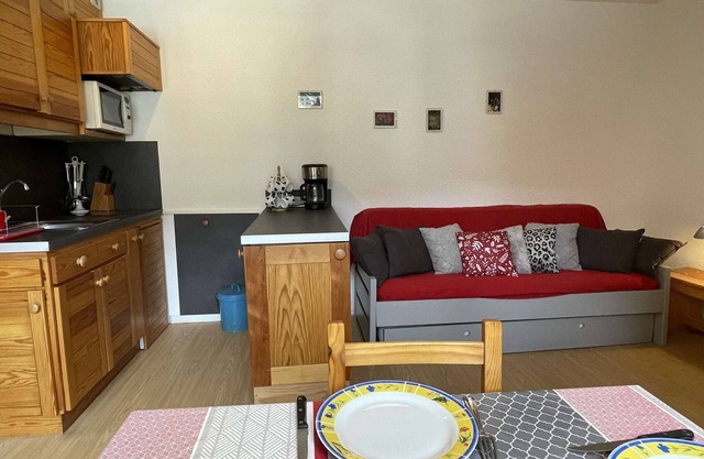 Ski-in/Ski-Out Studio for 4 with WiFi, TV, and Close to Shops in Serre Chevalier