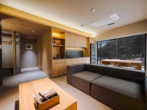 Ski Inn Hakuba, Iwatake