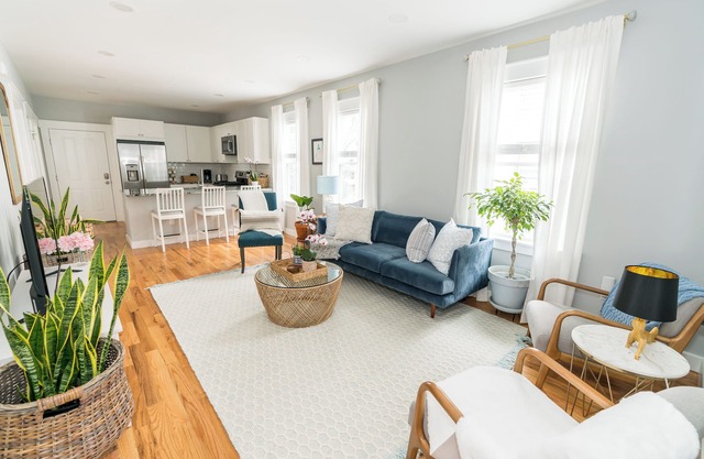 Sky Blue: Spacious, Close to Yale & Downtown New Haven!