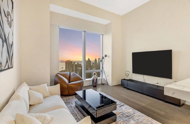 Sky-High Lux 2BR Penthouse on 80th Flr with Unmatched Views & Elite Amenities