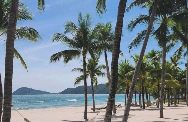 Sky Light Villa Troppical Bãi Khem