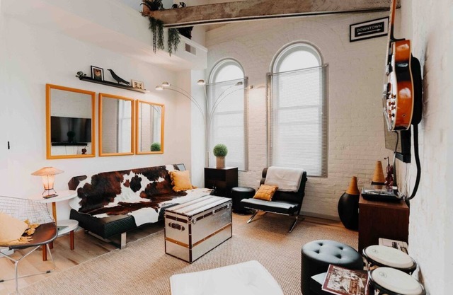 Skyline View Penthouse Apartment