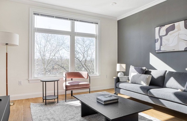 Sleek Chestnut Hill 1BR w/ W/D & Gym, nr Hancock Village, by Blueground