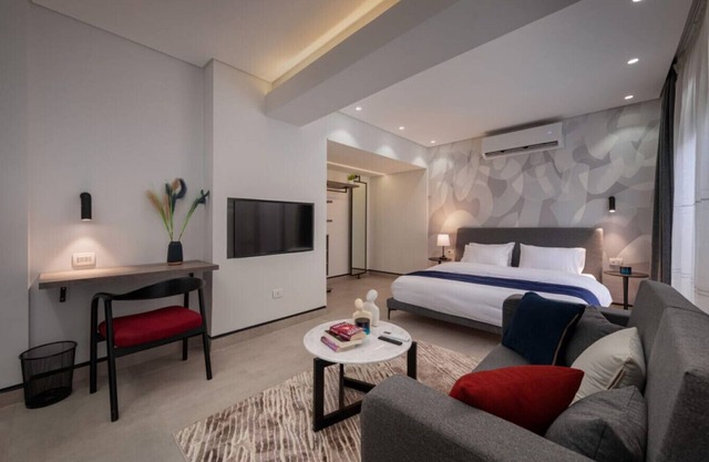 Sleek&Chic Rooms #40 Studio in Maadi Cairo.
