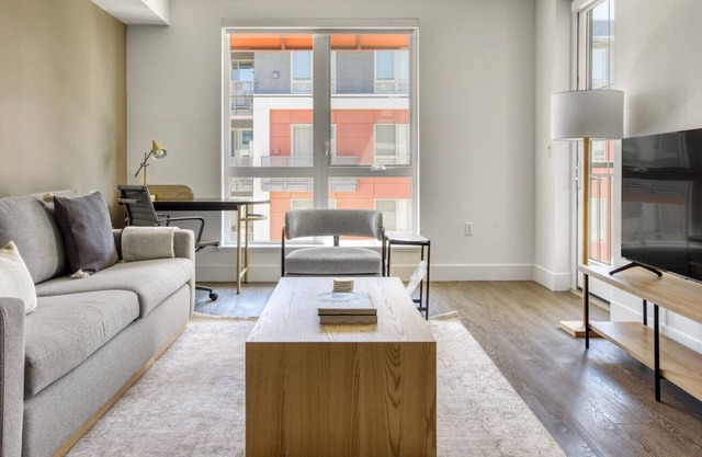 Sleek San Mateo 1BR w/ A/C, Gym & W/D, nr Caltrain, by Blueground