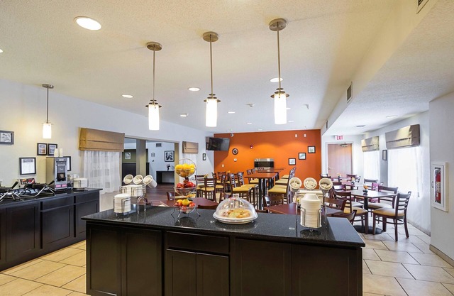 Sleep Inn And Suites Danville
