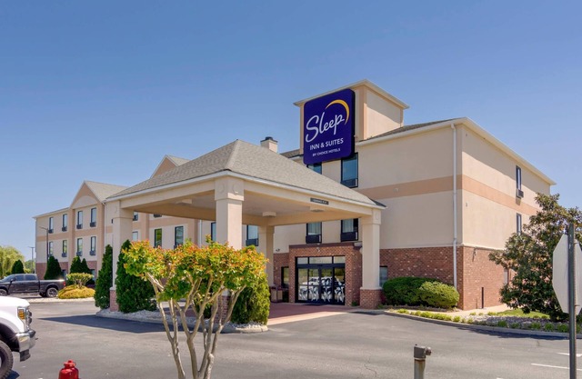 Sleep Inn & Suites Prince George near Fort Lee
