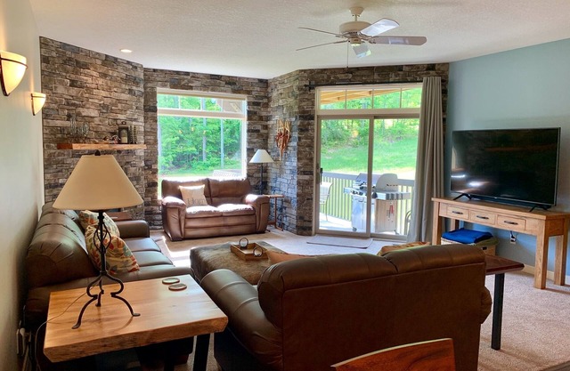 Slope Side Condo-Schuss Mountain-Cedar River Golf Course - Shanty Creek Resorts