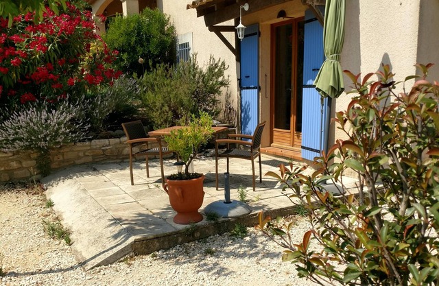 Small apartment on the ground floor of a villa