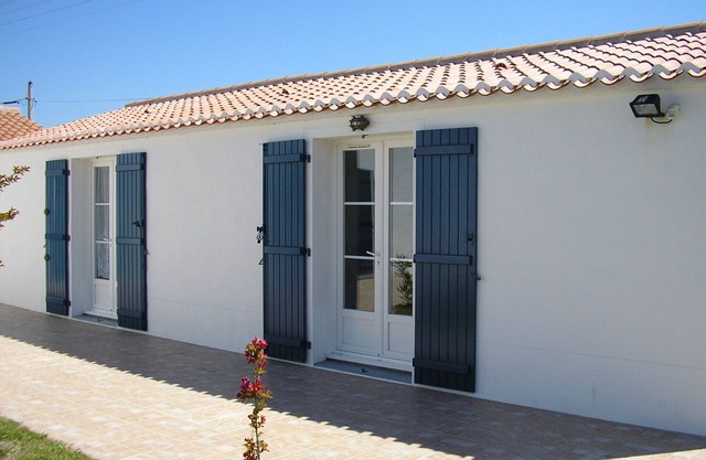 Small Independent House