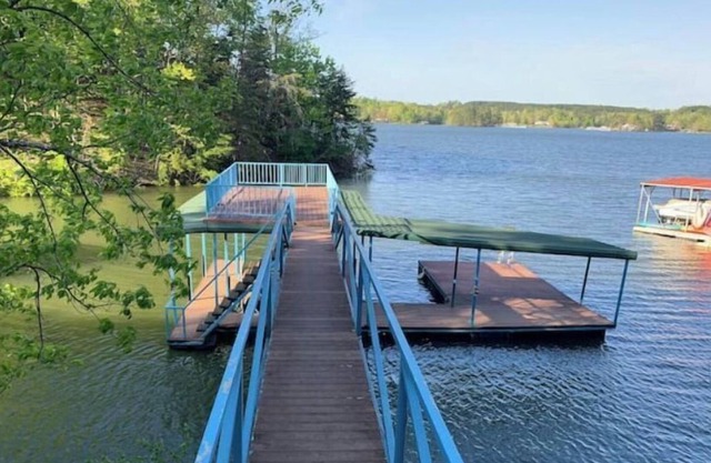 - SMITH-LAKE-Cullman-COTTAGE - CUSTOM- DOCK