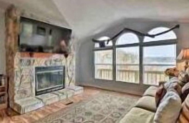 Smith Lake Cullman Cove BREMENALBOAT LIFT DK!