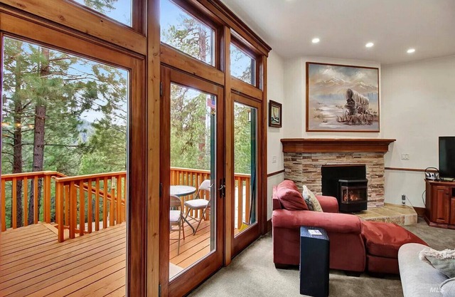 Smiths Ferry Cabin by Cabarton & Snowmobile Trails