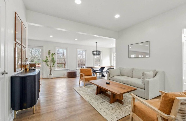 SML Luxe Cabin Retreat