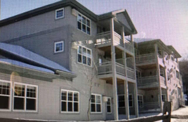 SMUGGLER'S NOTCH 3 BEDROOM DELUXE PRESIDENT'S DAY WEEK 2024