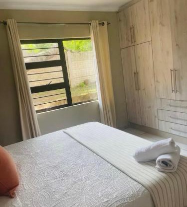 SnaMel Guest House Waterfall