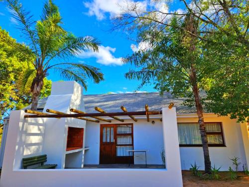 Snow Protea Chalet
