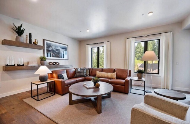 Snowcation Station | Village 1B Condo