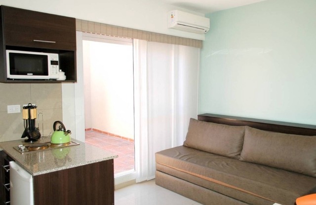 SOFA STUDIO with Patio-S.Telmo